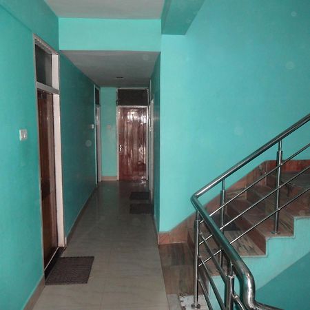 Ajatsatru Hotel Gaya Extérieur photo